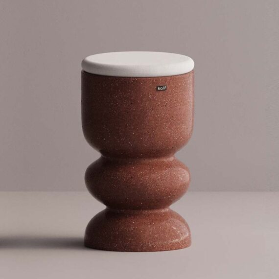 ULGEN STOOL