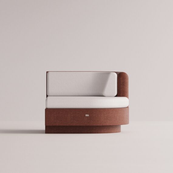 angelia-small-right-edge